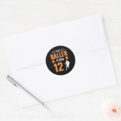 12e verjaardag basketbal - deze baller is nu 12 ronde sticker (Envelop)