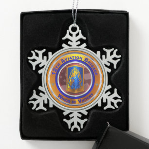 12th Combat Aviation Brigade Tin Sneeuwvlok Ornament