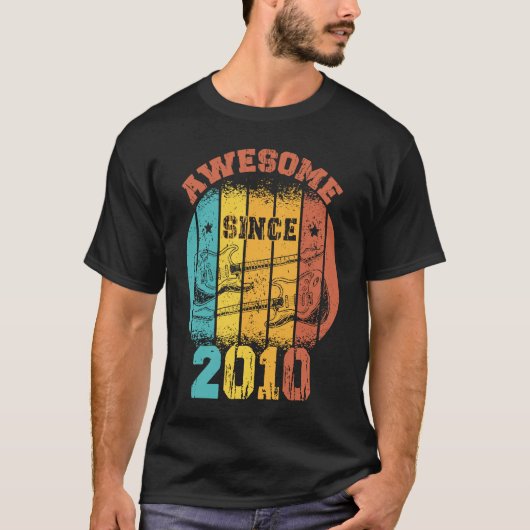 13e  geboortedag 2010 Retro 13 jaar oud Guit T-shirt (Voorkant)