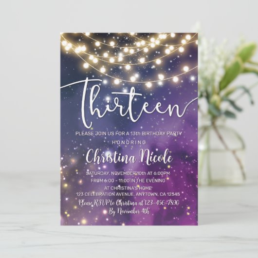 13e Verjaardag Galaxy Paarse Sterren String Lights Kaart (Staand voorkant)