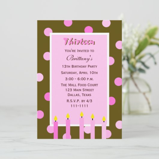 13e verjaardag Party uitnodiging roze polka stippe (Staand voorkant)