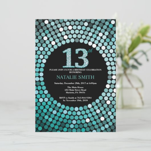 13e verjaardag Uitnodiging zwart en Blauwgroen Gli (Staand voorkant)