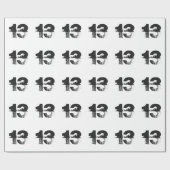 13e verjaardag voor iedereen, zwart op wit. cadeaupapier (Vlak)