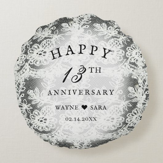 13e zwart + wit kant bruiloft Jubileum Rond Kussen (Achterkant)
