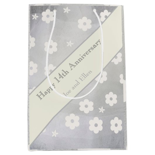 14e Jubileum van het huwelijk, Ivory Jubileum Medium Cadeauzakje (Voorkant)