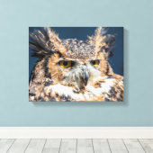 14x11 Great Horned Owl Portret Canvas Afdruk (Insitu (Houten vloer))