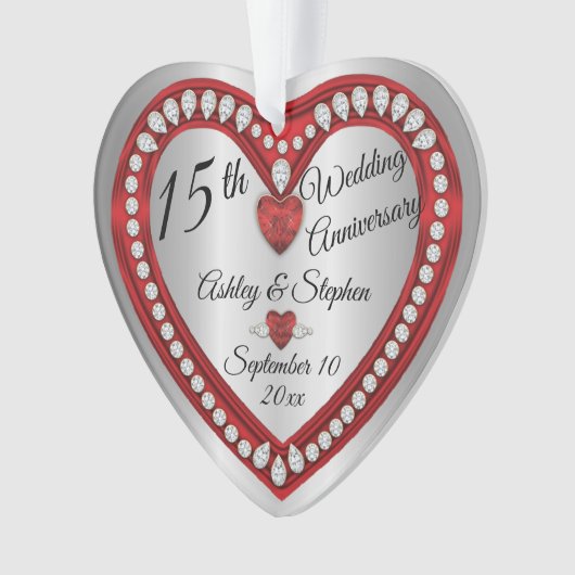 15e Jubileum voor bruiloft Ruby Diamonds Keepslag Ornament (voorkant)