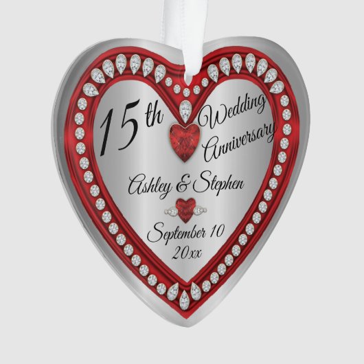 15e Jubileum voor bruiloft Ruby Diamonds Keepslag Ornament (voorkant)