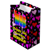 15e verjaardag: Beeldende harten patroon, regenboo Medium Cadeauzakje (Voorkant Gekanteld)