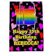 15e verjaardag: Beeldende harten patroon, regenboo Medium Cadeauzakje (Achterkant)