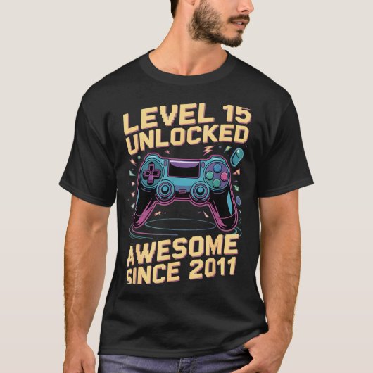 15th Birthday Boy Gift Level 15 Gamer 2011 15 Year T-shirt (Voorkant)