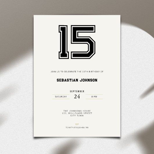 15th Birthday Invitation - Minimal Sport Style Kaart