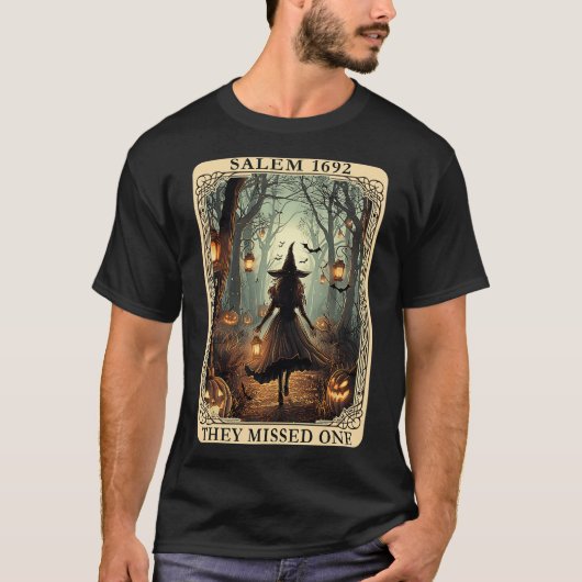 1692 Halloween Witch Ze missen een Tarot Kaart Wo T-shirt (Voorkant)