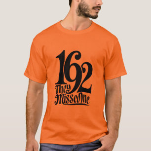 1692 Ze misten één heks Halloween griezelig seizoe T-shirt