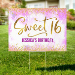 16 roze Waterverf Gold Girly Glam Birthday Tuinbord<br><div class="desc">"Happy Sweet 16". Kondig aan de wereld aan dat uw dochter hun mijlpaal verjaardag heeft bereikt. Iedereen die langskomt, zal dit prachtige, eenvoudige, feestelijke, moderne, gepersonaliseerde tuinteken niet kunnen missen. Sparkly gouden faux folie, kleine confetti glitter stippen en typografie script bedekken een zacht roze waterverf achtergrond. Personaliseer de aangepaste tekst...</div>