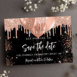16 zwarte gouden ballonnen met roos sparen de datu aankondigingskaart<br><div class="desc">Een zwarte achtergrond,  voorzien van een glans,  roos gouden faux glitter druppels,  sparkles en ballonnen. Pas een datum en een naam/leeftijd aan en voeg deze toe. De tekst: Sparen de Datum wordt geschreven met een groot trendy hand lettered stijlmanuscript.</div>