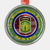 16e brigade van de militaire politie metalen ornament (Voorkant)