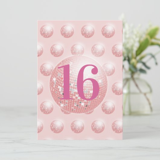 16e Disco Ball Modern Roze Verjaardag uitnodiging (Staand voorkant)