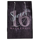 16e Dusty Pink Rose | Sweet 16 zilveren glitter | Medium Cadeauzakje (Voorkant)