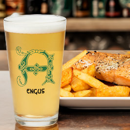 16e eeuw Celtic Knot Decorative Capital A Glas