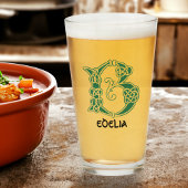 16e eeuw Celtic Knot Decorative Capital B Glas