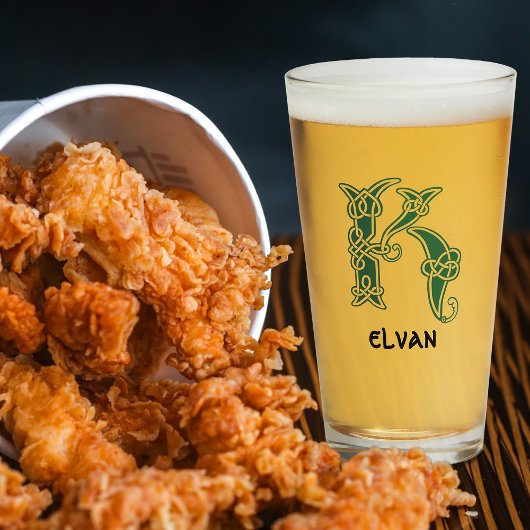 16e eeuw Celtic Knot Decorative Capital K Glas