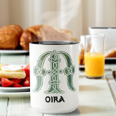 16e eeuw Celtic Knot Decorative Capital M Mok