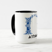 16e eeuw Celtic Knot Decorative Capital N Mok (Voorkant links)