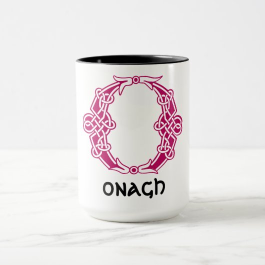 16e eeuw Celtic Knot Decorative Capital O Mok (Midden)