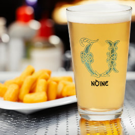 16e eeuw Celtic Knot Decorative Capital U Glas