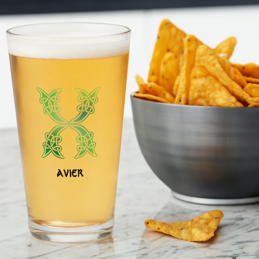 16e eeuw Celtic Knot Decorative Capital X Glas