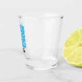 16e eeuw Mythic creeert decoratief kapitaal A Shot Glas (Rechts)