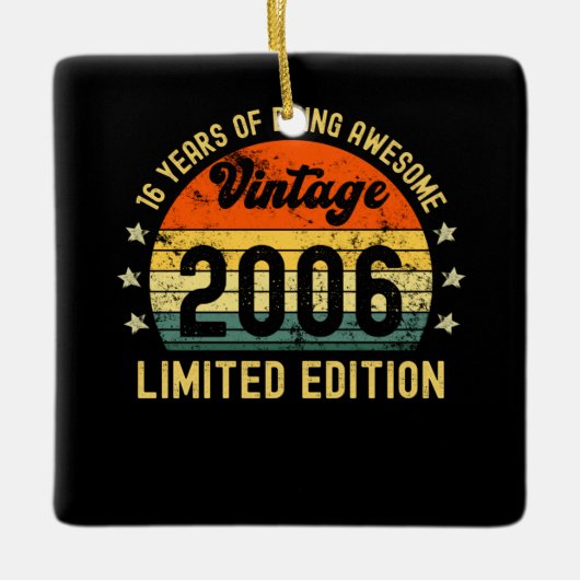 16e verjaardag 2006 beperkte uitgave keramisch ornament (Voorkant)