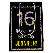 16e verjaardag: Floral Flowers Number, Custom Name Medium Cadeauzakje (Achterkant)