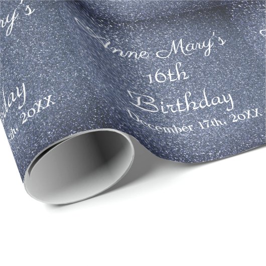 16e verjaardag Glittery Sparkle Custom Dusty Blue Cadeaupapier (Rol Hoek)