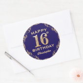 16e verjaardag Navy Blue en Gold Glitter Ronde Sticker (Envelop)