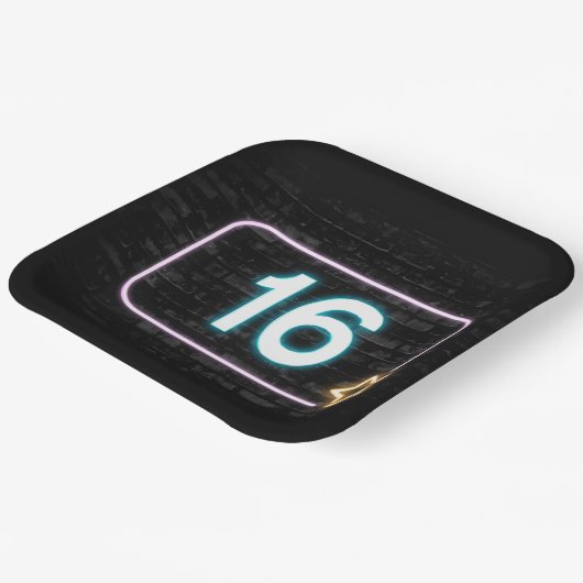 16e verjaardag Neon Sign On Brick Papieren Bordje (Gebogen)