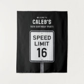16th Birthday Speed Limit Backdrop Wandkleed (Voorkant)