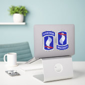 173e ABN Airborne Brigade Sky Soldaten Contour Sticker (Laptop op bureau)