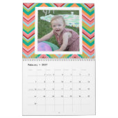17 foto collage met kleurrijke patronen kalender (Feb 2027)