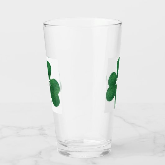 17 MAART GLAS (Rechts)