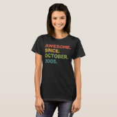 17 Year Old Awesome Since October 2005 17th Birth T-shirt (Voorkant volledig)
