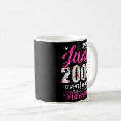 17e verjaardag Geweldige sinds juni 2005 Floral Koffiemok (Voorkant rechts)