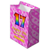 17e verjaardag: Leuke roze harten strepen; Regenbo Medium Cadeauzakje (Voorkant Gekanteld)