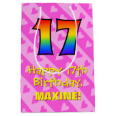 17e verjaardag: Leuke roze harten strepen; Regenbo Medium Cadeauzakje (Voorkant)