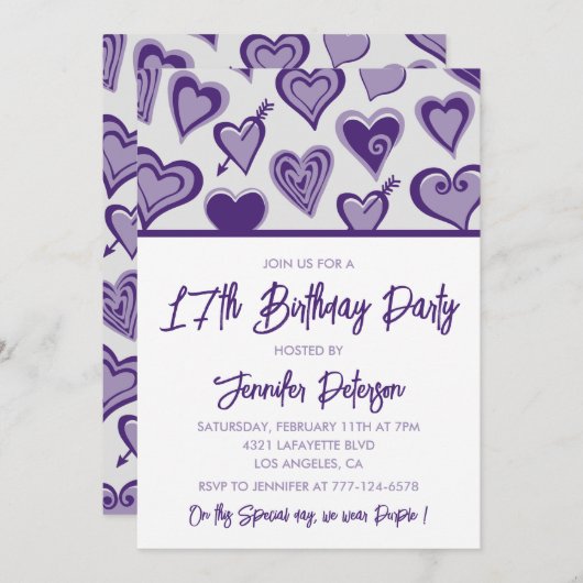 17e verjaardagsuitnodiging Paarse harten Kaart (Voorkant / Achterkant)