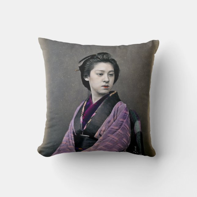 1870 Prachtige Japanse vrouw Kussen (Voorkant)