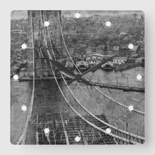1870s New York City Brooklyn Bridge Construction Vierkante Klok (Voorkant)