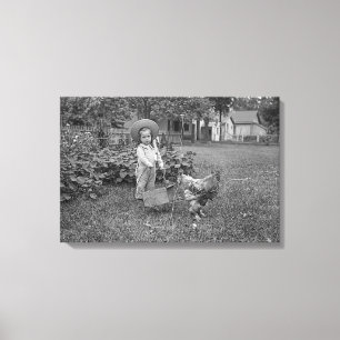 1880's Fotogradenmeisje in de tuin Rooster Cart Canvas Afdruk