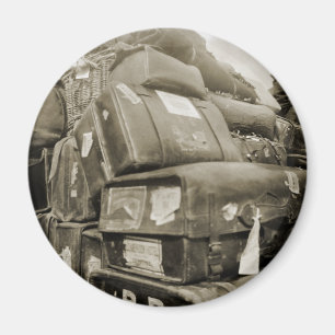 1890's REISLUGAGE-TEAMSTER WAGON SUITCASE Magneet